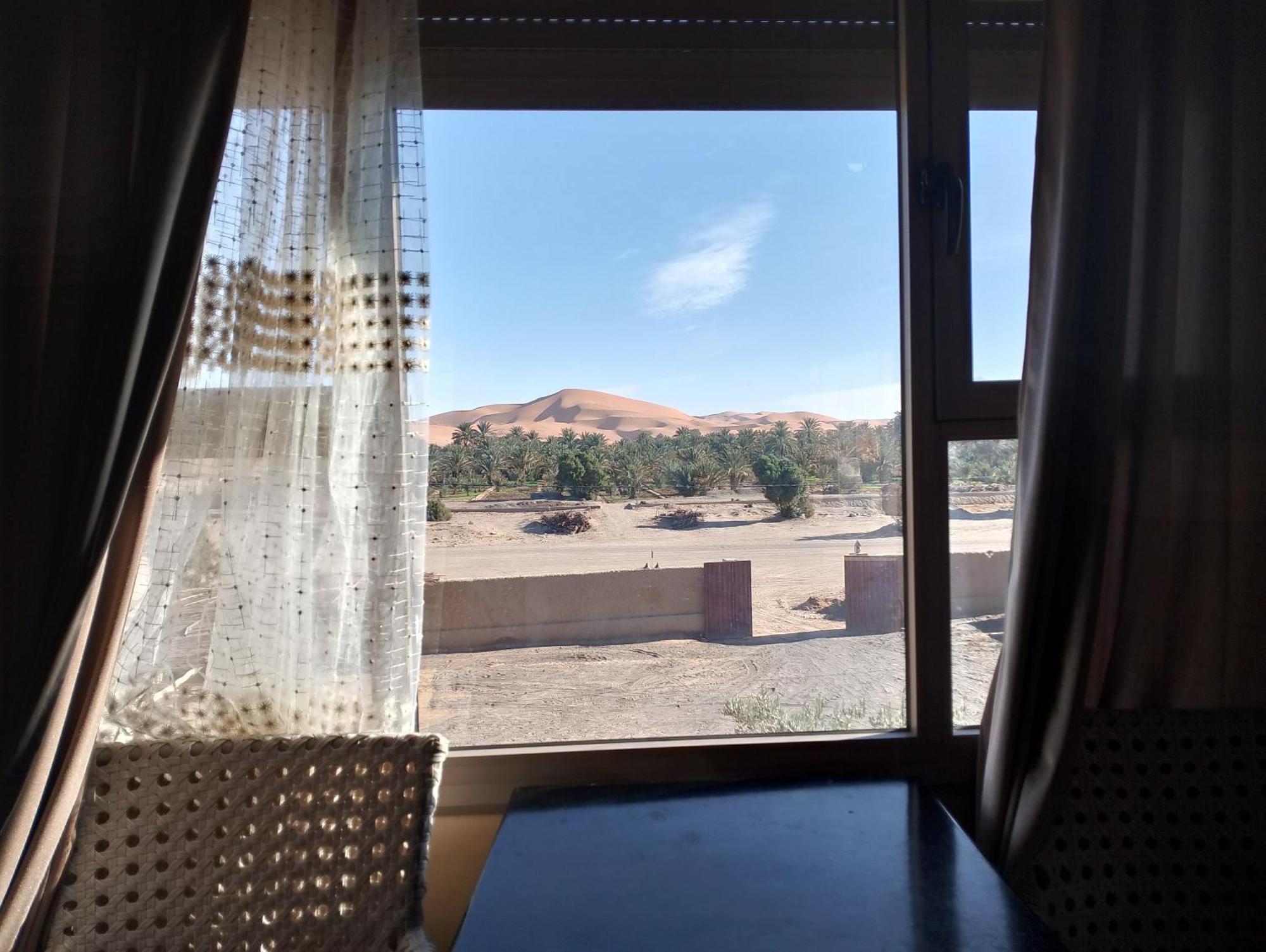 Hotel Riad Oasis Merzouga Exterior photo
