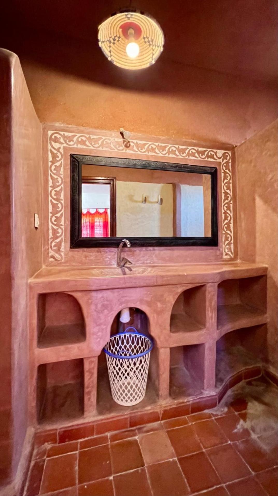 Hotel Riad Oasis Merzouga Exterior photo