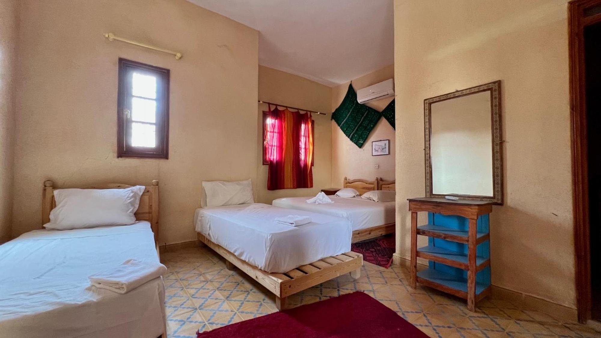Hotel Riad Oasis Merzouga Exterior photo
