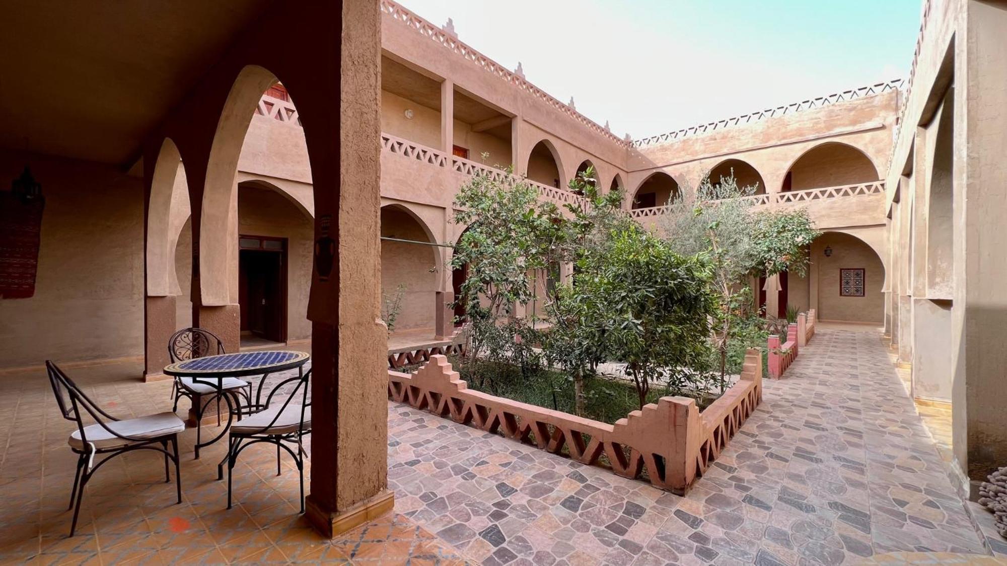 Hotel Riad Oasis Merzouga Exterior photo