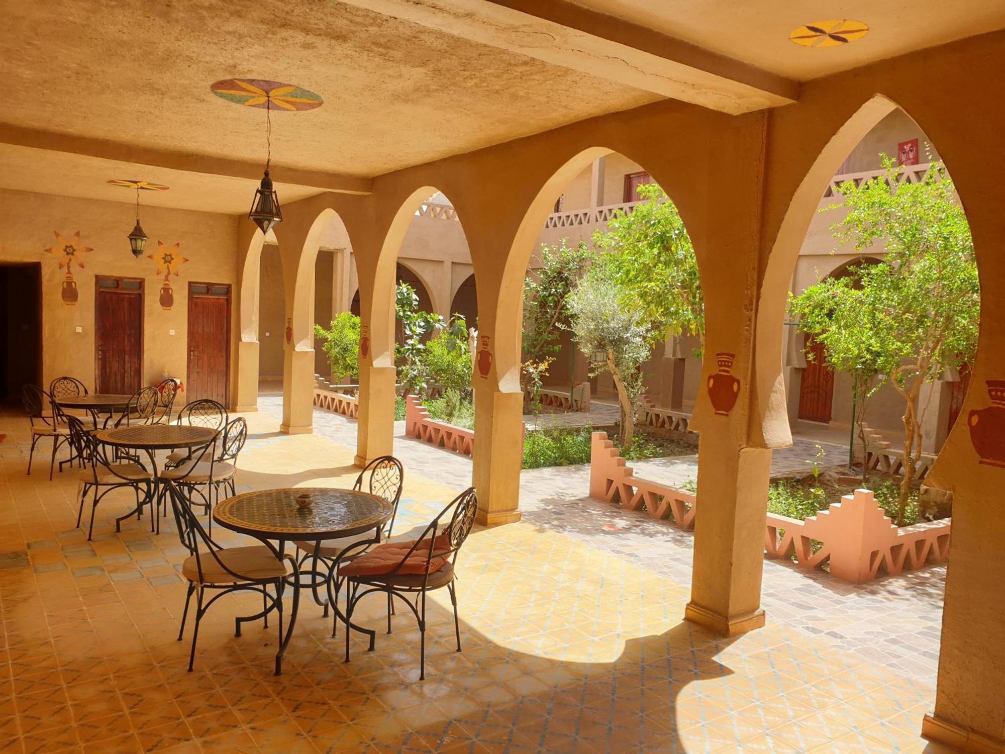 Hotel Riad Oasis Merzouga Exterior photo